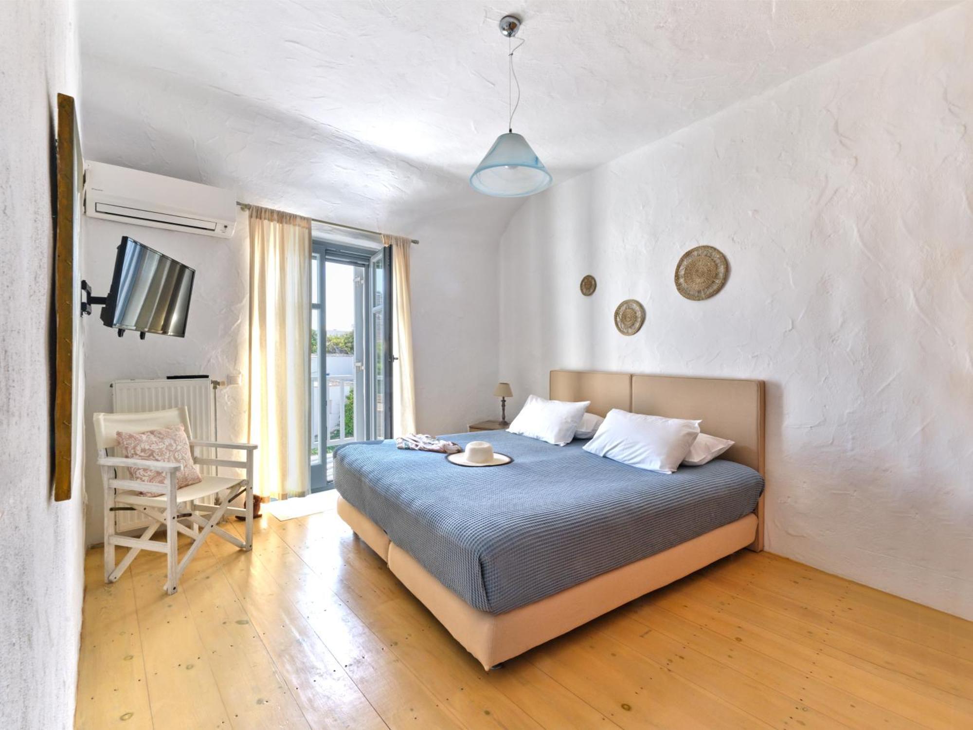 Amelie Villa With Pool And Amazing Sea Views, Paros Marpissa Exterior photo